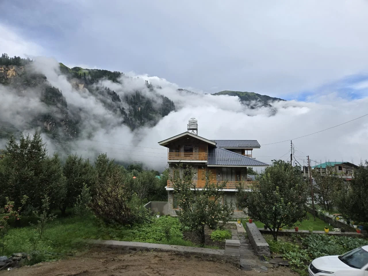 WhatsApp Image 2025-08-25 at 17.10.47