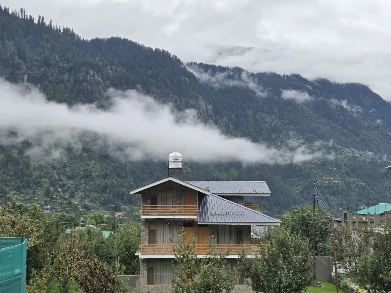 WhatsApp Image 2025-08-25 at 17.10.53 (1)