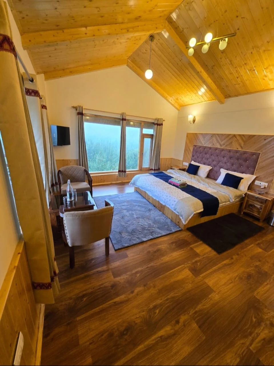 WhatsApp Image 2025-08-23 at 17.52.12 (1)